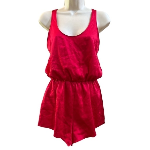 Victoria's Secret Other - Victoria's Secret Women's Red Sleeveless Romper Pajamas Size XS/XP